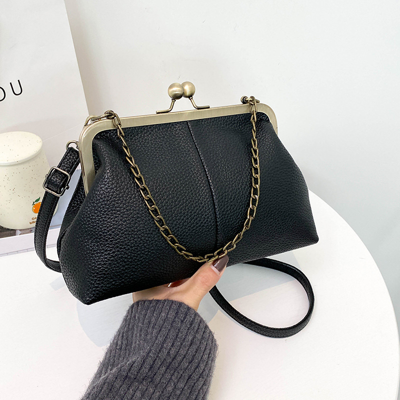 Women Bags Chanel - Sacs à Main Vintage Initiated pour
