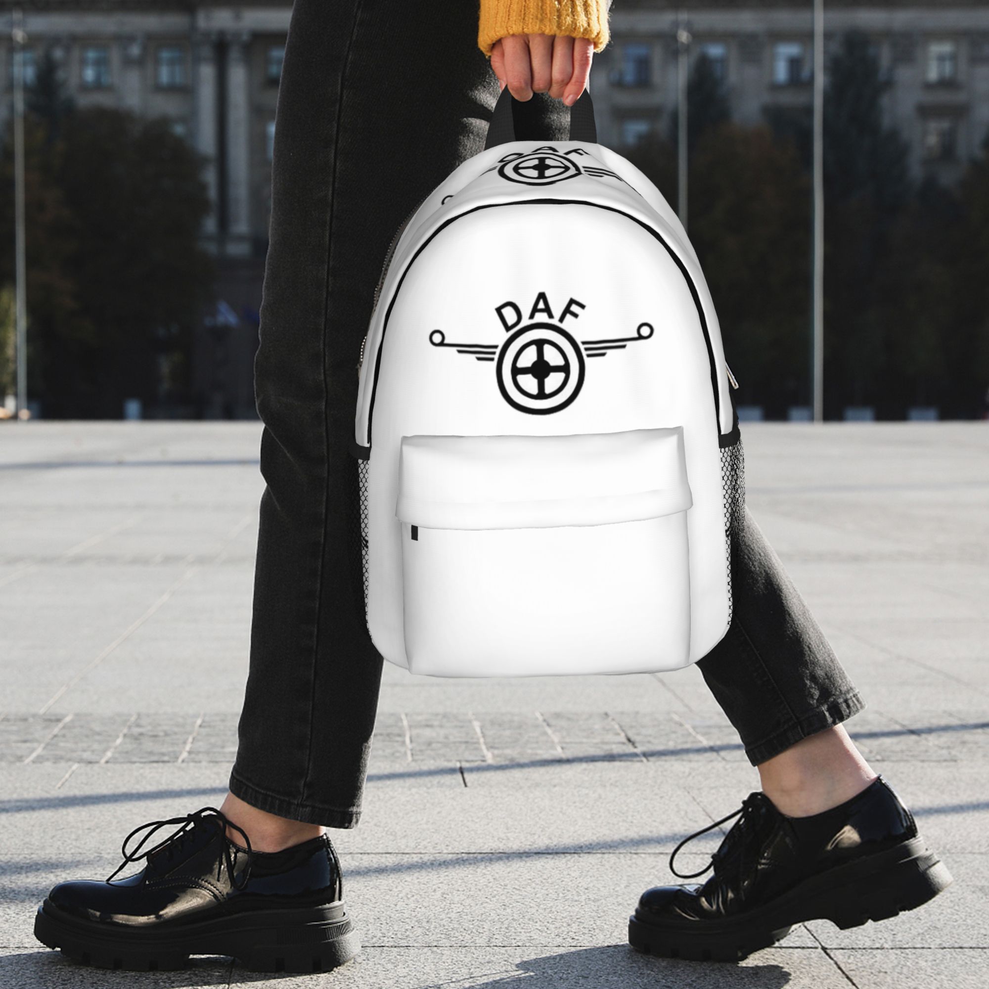 Sac à dos avec logo de camion  - Women Bags Vector avis et prix