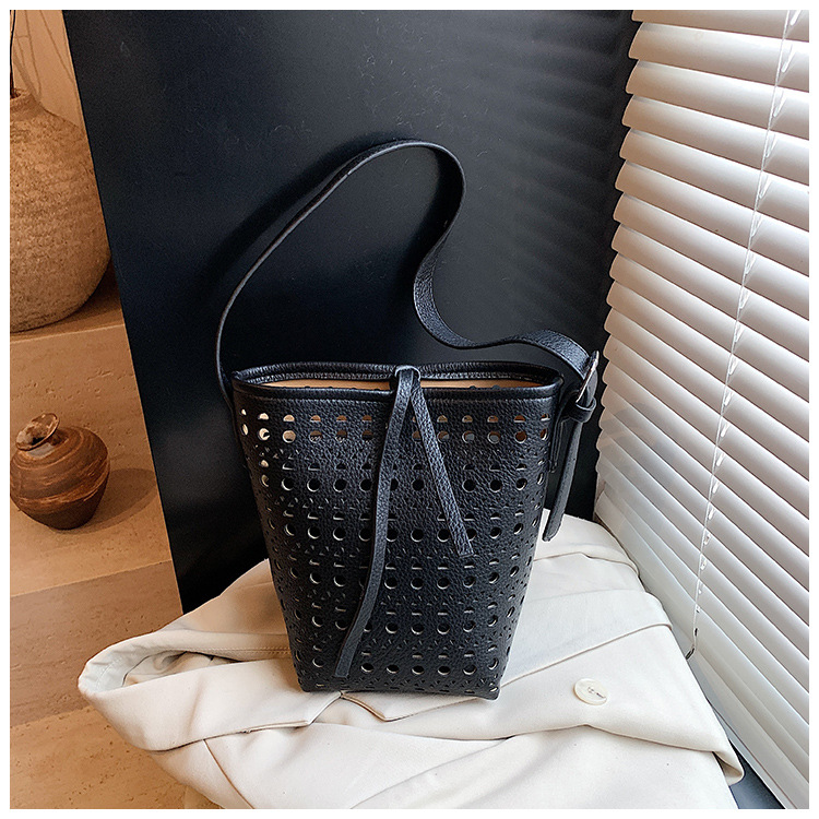 Sac seau tendance en cuir soup - Women Bags Zadig avis et prix