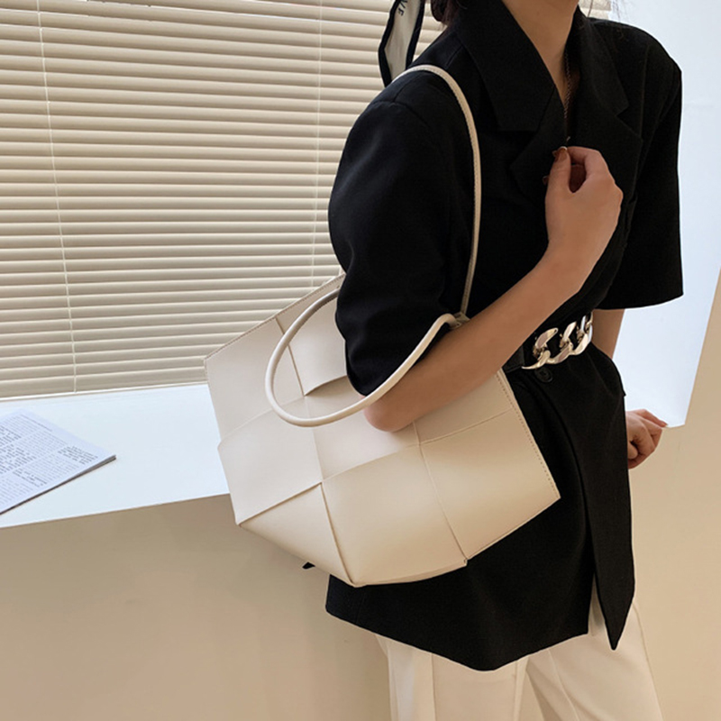Grand fourre-tout en cuir rhom - Women'S Tote Bags Designer avis et prix