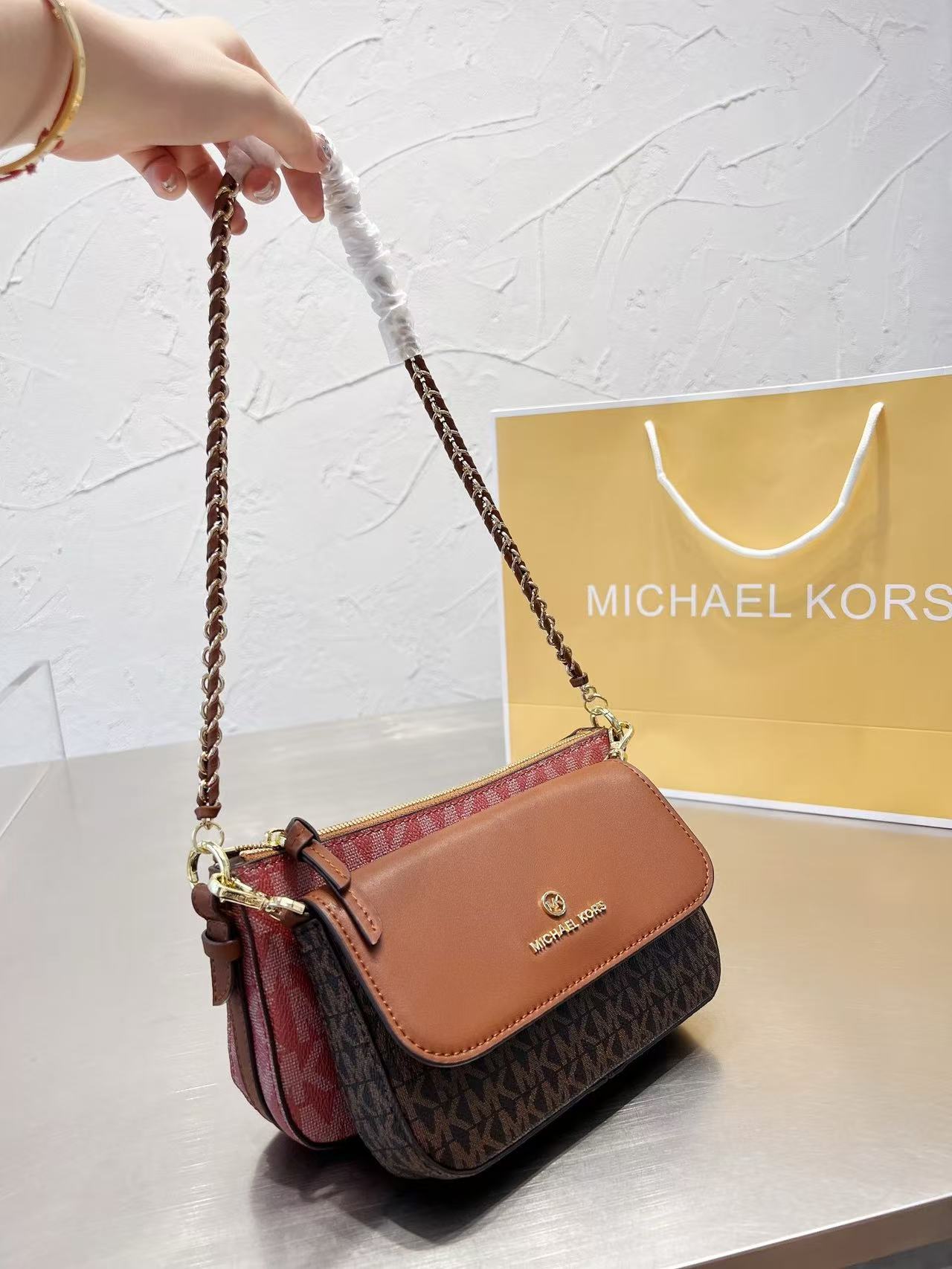 Sac à bandoulière et sac à mai - Women'S Bags Michael Kors avis et prix