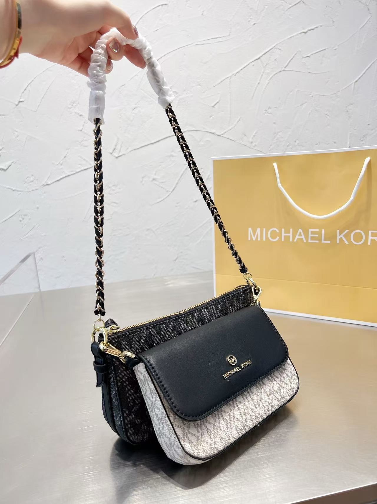 Sac à bandoulière et sac à mai - Women'S Bags Michael Kors avis et prix